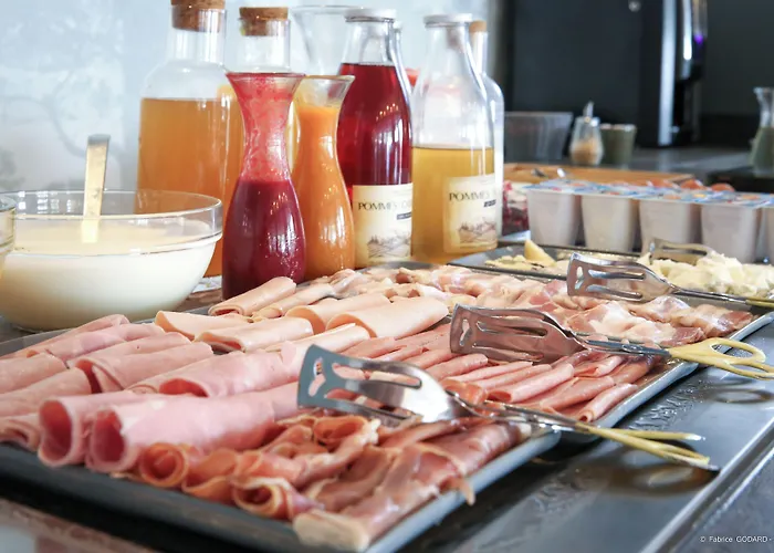 Hotel Le Refuge Des Sources 3*