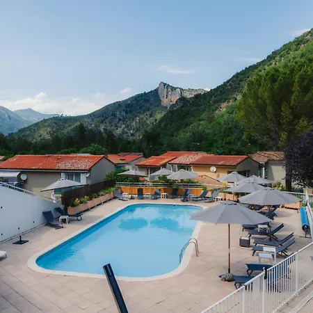 Le Refuge Des Sources 3*