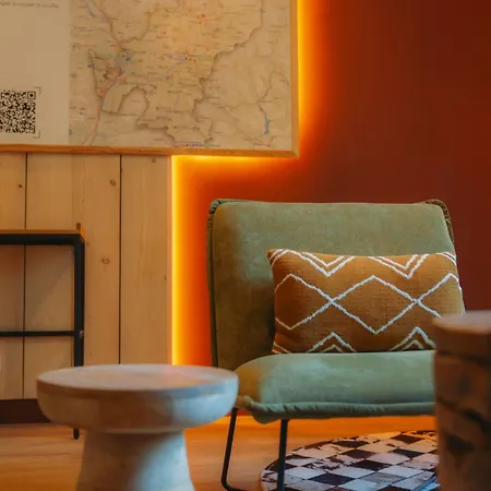 Отель Le Refuge Des Sources 3*