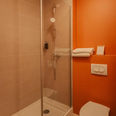Отель Le Refuge Des Sources 3*