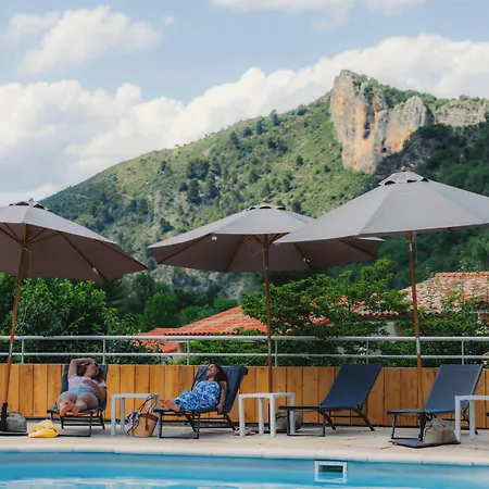 Le Refuge Des Sources Hotel